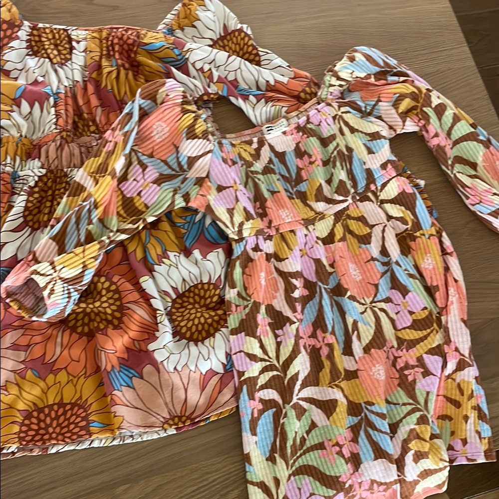 Lot of 2 girls Billabong and Oneill dresses